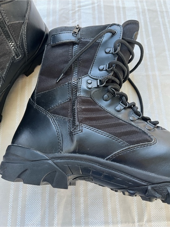Vibram Men\'s Black Lace-Up Tactical Boots main image 5
